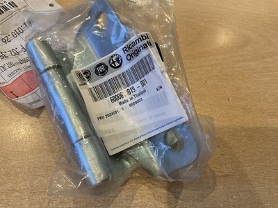 GENUINE FIAT 4I FULL BACK  RAM 3I PICKUP  SIDE DOOR HINGE    6000610019