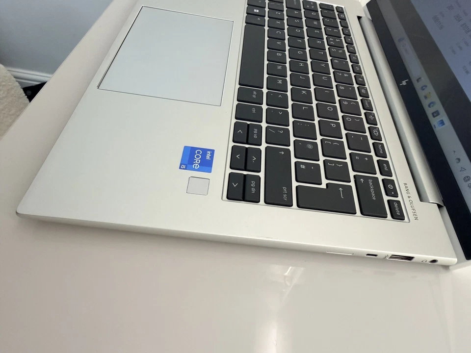HP EliteBook 840 G9 · i5-1245U · 32GB · 256GB, photo 3 of 4