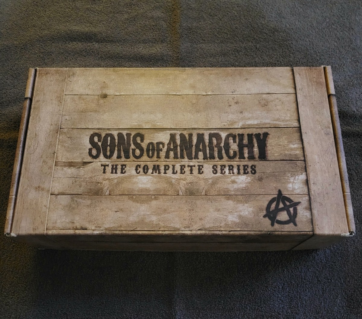 Sons of Anarchy: The Complete Series Collector's Set– Wooden Crate