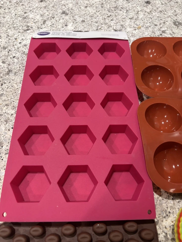 Lot of 5 Silicone Ice Chocolate, Cupcake,  Candle Soap Mold Baking  Bundle - Image 3 of 4