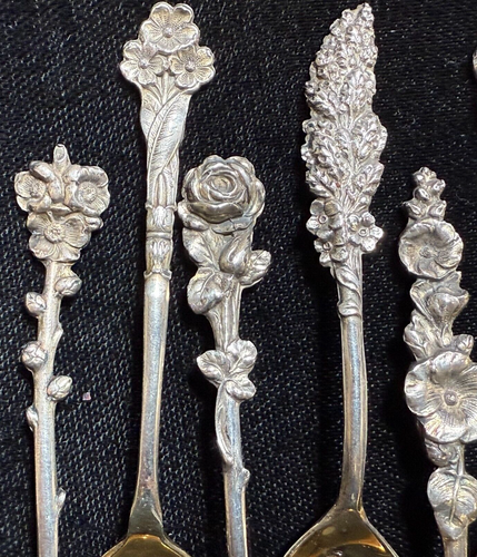 7 VINTAGE REED & BARTON STERLING SILVER DEMITASSE SPOONS 69.99g WEIGHT - Picture 2 of 9
