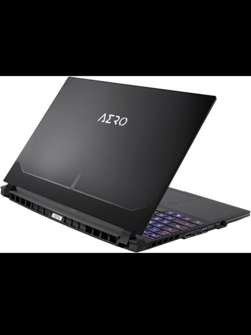 GIGABYTE AERO 15 OLED KD (1.5 TB SSD, Core i7-11800H, 3060) UHD