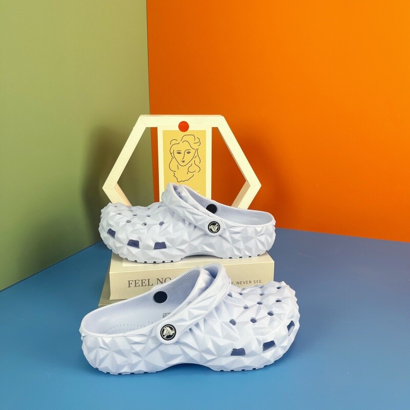 New Kids Classic Lightweight CrocsSandals Clogs Slipper Holiday Beach Slip Shoes