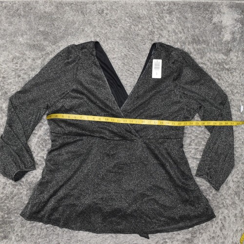 NEW Torrid Women's Plus Size 5 Blouse Top Long Sleeve Black Solid Nylon V-Neck - Afbeelding 8 van 8