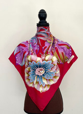 New Unisex Salvatore Ferragamo Square Silk Scarf Floral Garden Burgundy Wrap