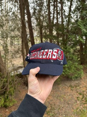 90 s Sports Specialties Pro Line Tampa Bay Buccaneers Laser Grid Snap Back Hat