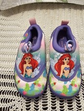 ARIEL DISNEY PRINCESS TODDLER CHARACTER WATER SHOES SIZE 9/10