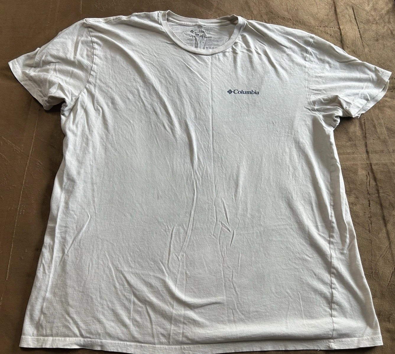 Columbia  T-Shirt With Back Graphic Print Short Sleeve Hunting Dog Men’s XXL