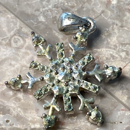Schmuck besetzte Schneeflocke Anhänger silberfarben - Bild 3 von 4