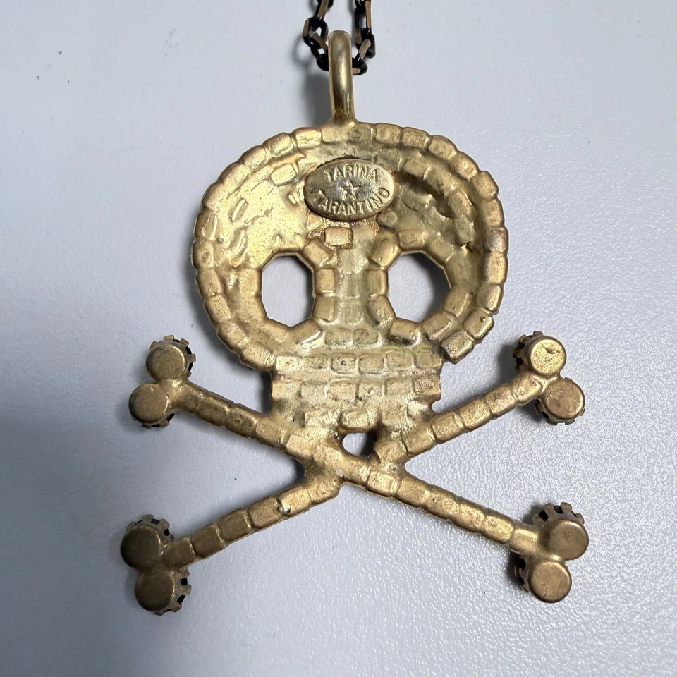 Collar Tarina Tarantino Calavera y Huesos Negro Foto 3 de 4