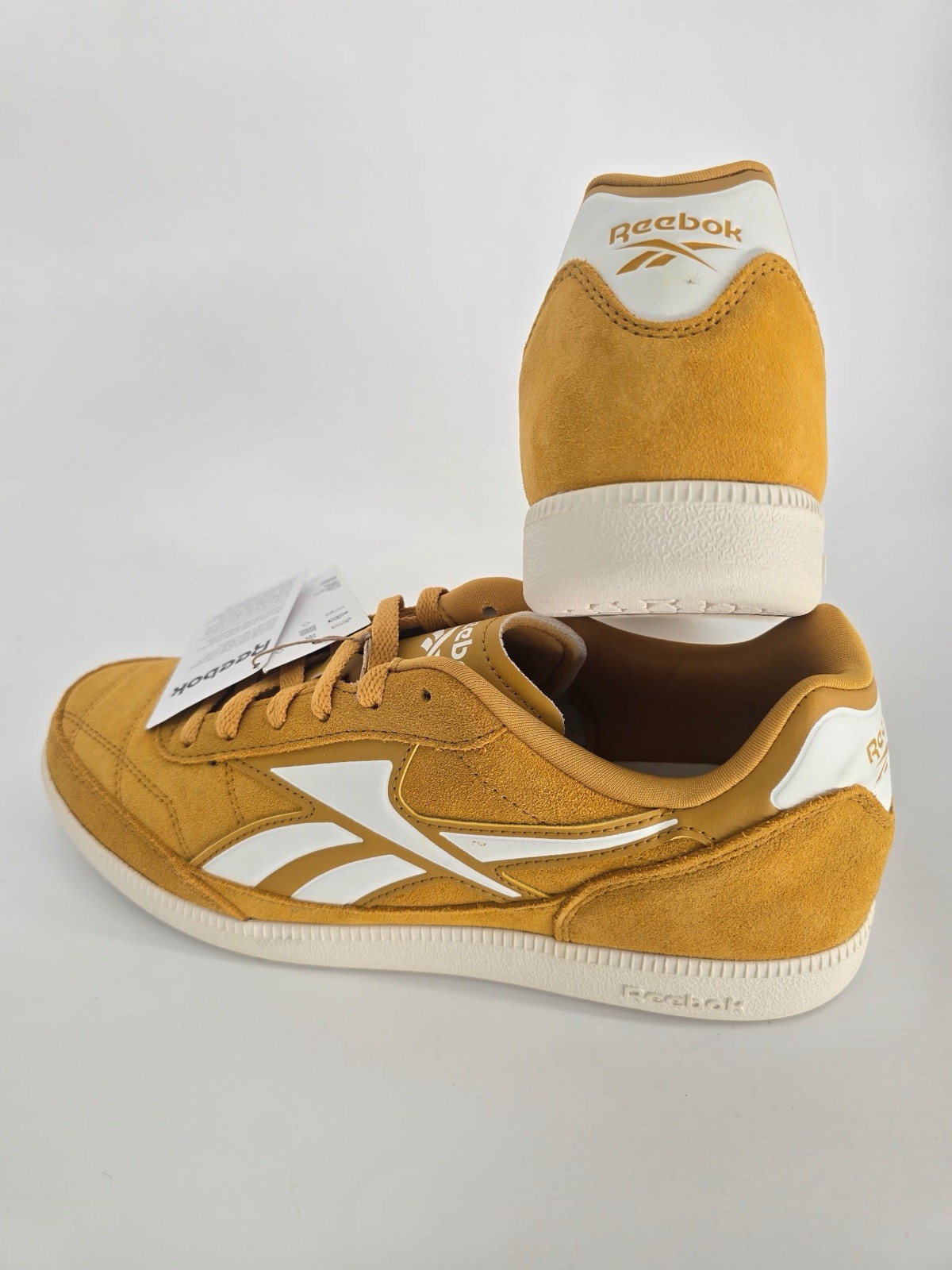 REEBOOK FINALE/Yellow/Natural/Tan AR30357M-YCT/MENS SHOE SIZE 10.5M image 2