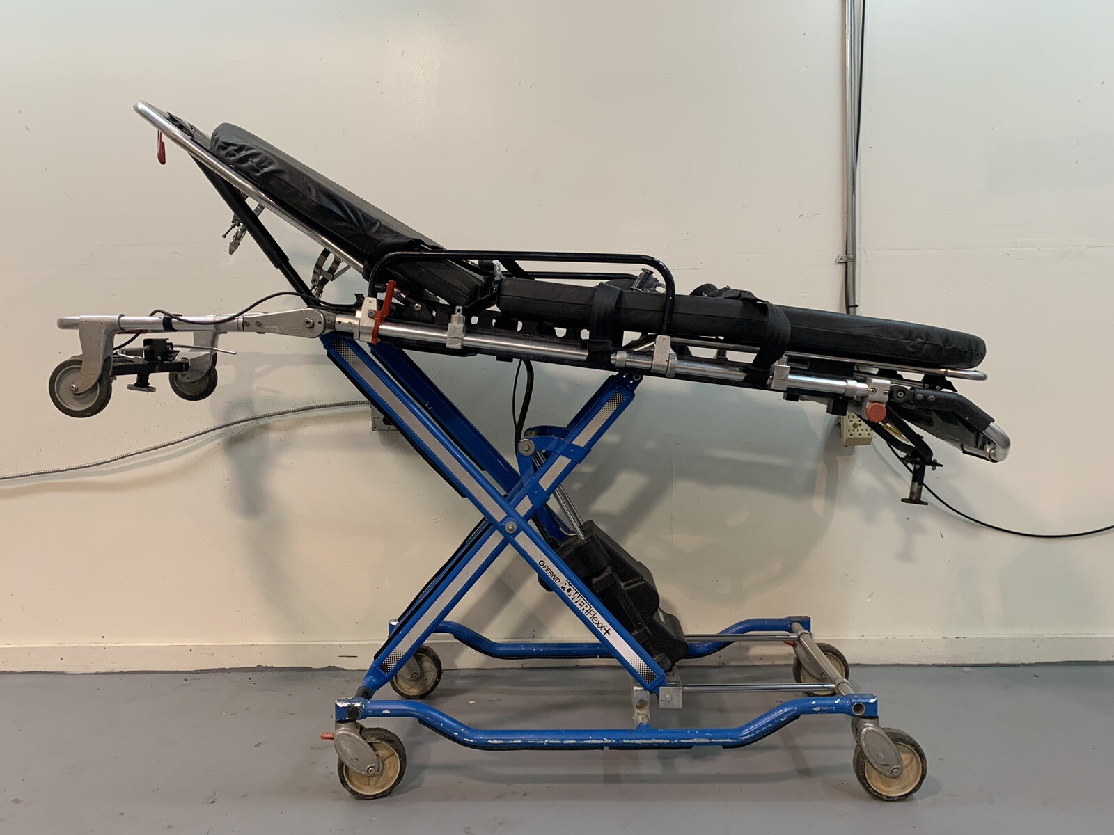 Ferno Powerflexx 700 LBS Ambulance Stretcher Power Flexx Powerflex