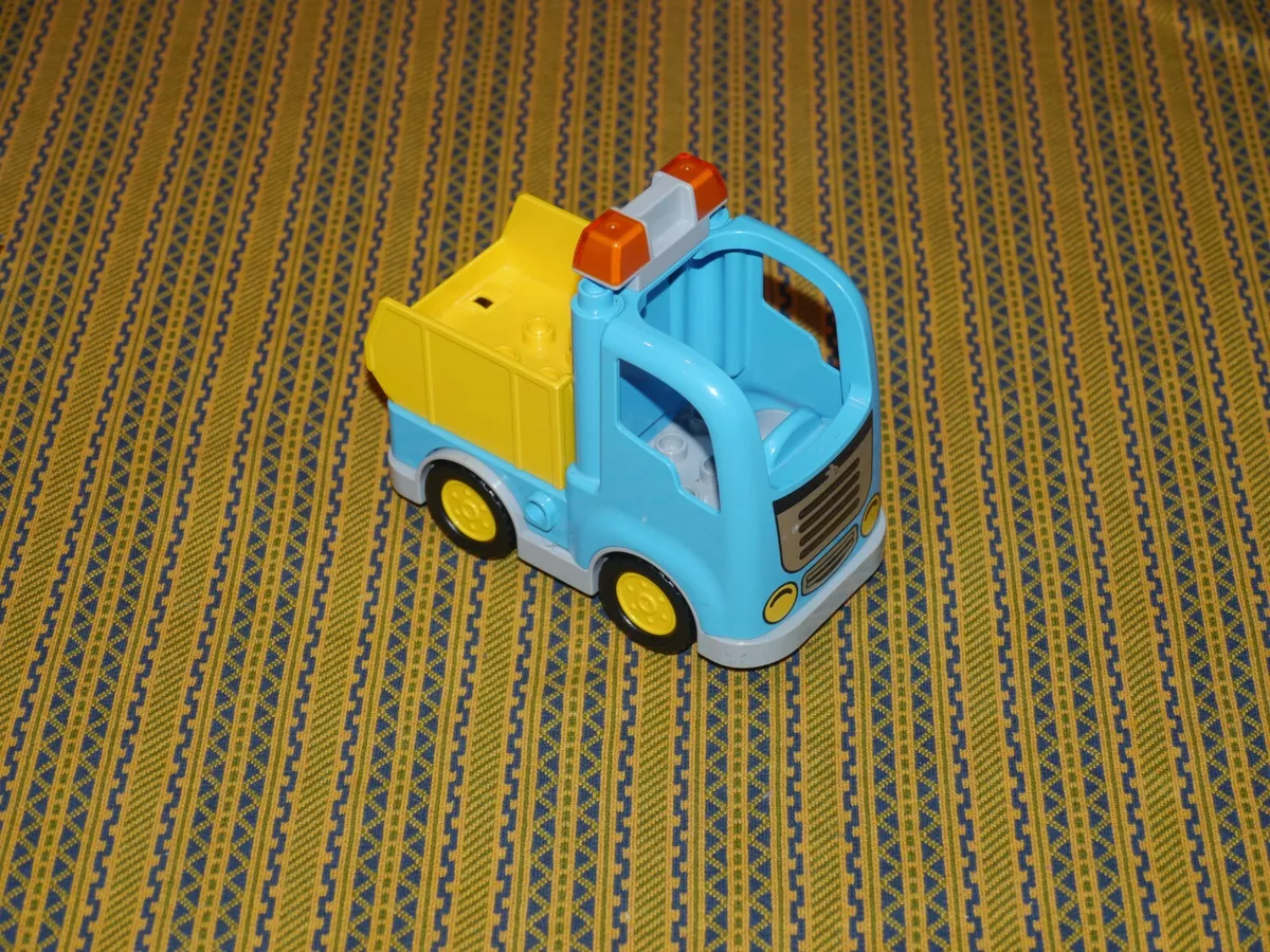 Duplo blue truck sale