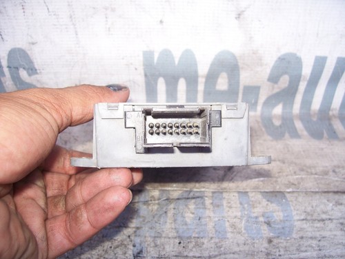 MÓDULO DE CONTROL LLAVE DE PASO SEGURO GM CADILLAC BLOQUEO ANTIRROBO FABRICANTE DE EQUIPOS ORIGINALES 16135270 - Imagen 3 de 4