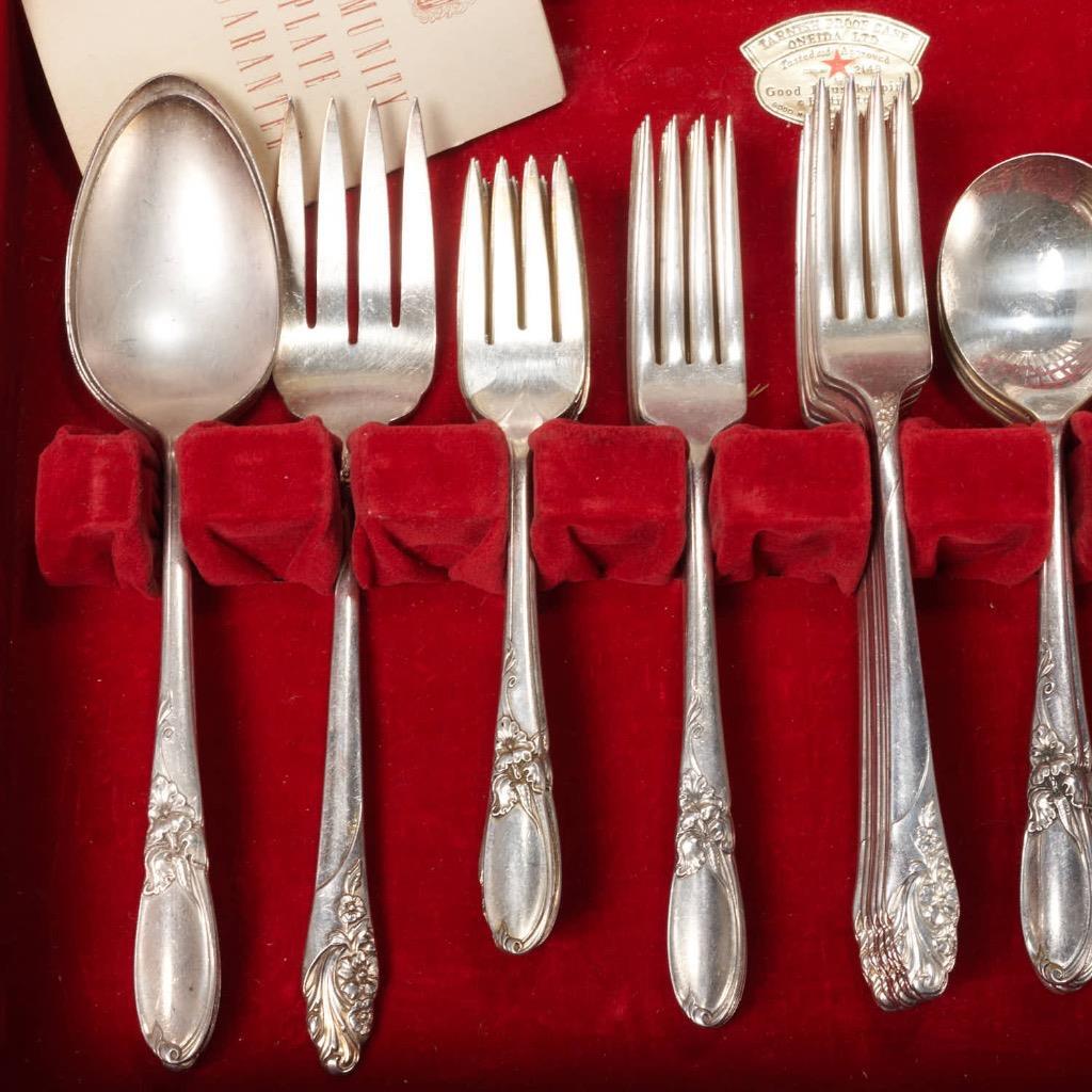 Oneida Evening Star White Orchid Community Silverplate Flatware w