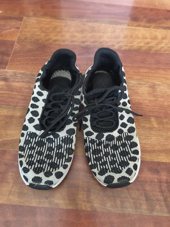 Zapato para correr suave con estampado de lunares de leopardo guepardo Athletic Works para mujer talla 8,5 Foto 3 de 4