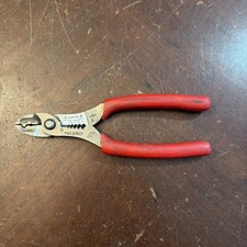 Snap-on Pwcs7acf 7 Grip Wire Stripper Cutter Crimper Stripper Used K23 Snap-on Pwcs7acf 7 Grip Wire Stripper Cutter Crimper Stripper Used K23