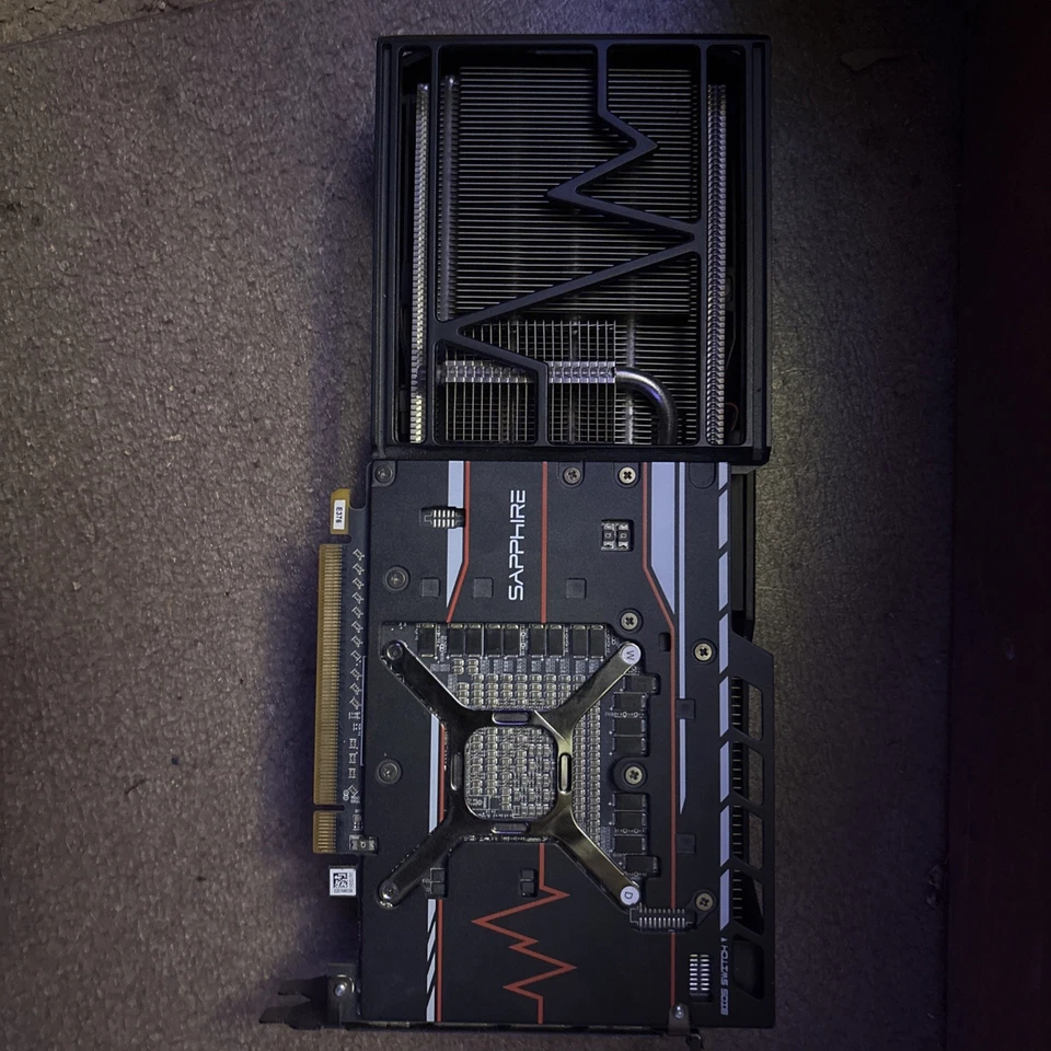 SAPPHIRE Pulse Radeon RX Vega 56 8 GB Graphics Card - Image 2 of 4