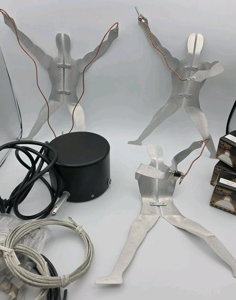 Sistema de cable vertical de bajo voltaje vintage Metal Man luz Brian W Landau 1989 Foto 2 de 4