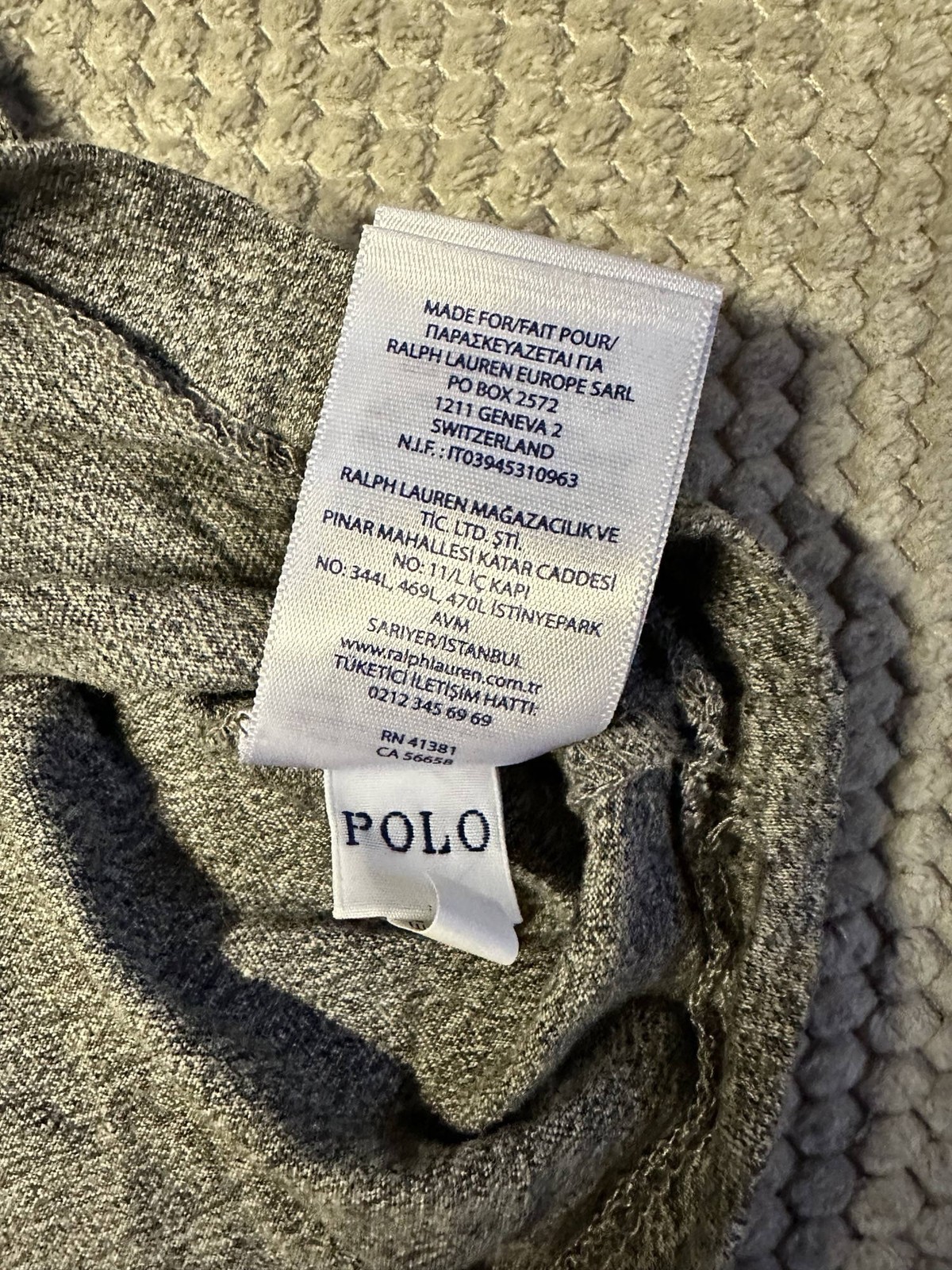 Ralph Lauren Short Sleeve V Neck T-Shirt Small Grey image 4