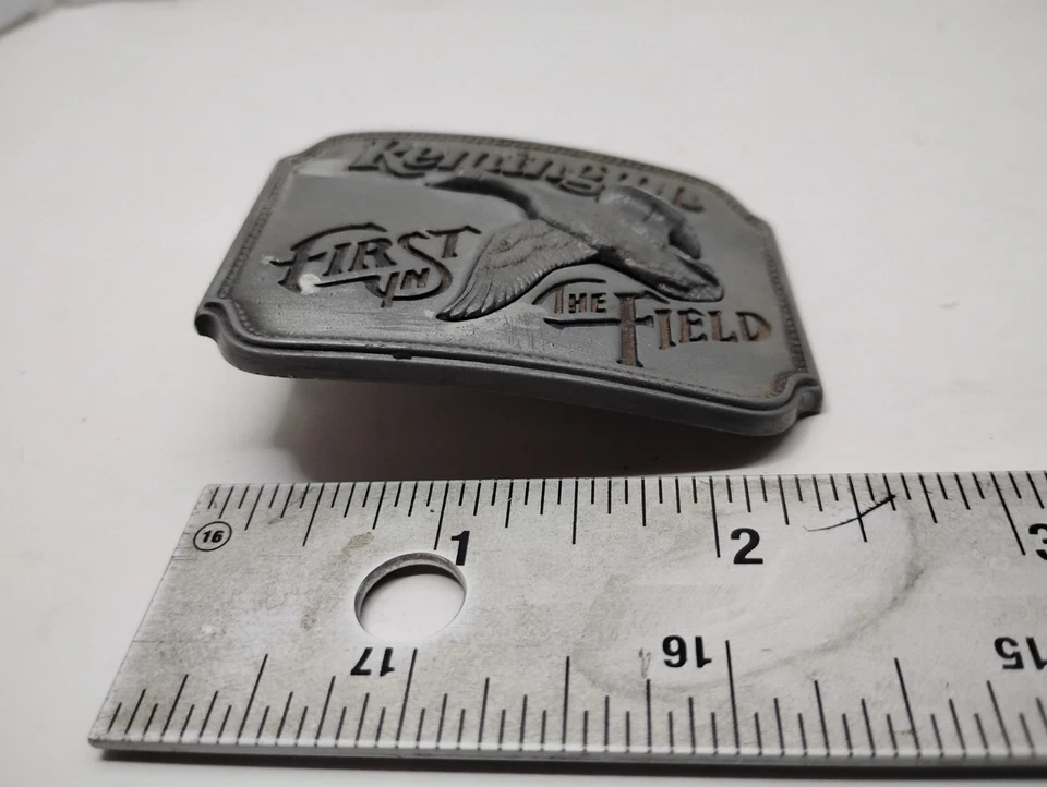 Fivela de cinto vintage Remington First In The Field Canadá ganso - Imagem 3 de 4