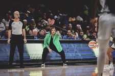 LATRICIA TRAMMELL Signed 8.5 x 11 Photo Signed REPRINT Basketball WNBA Wings