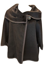 Cinzia Rocca Italy Haired Baby Llama Double Face Black Cape, 6 Nwt