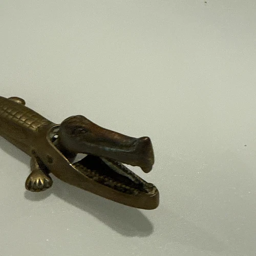 Brass Crocodile Nutcracker Vintage Fast Post Nut Cracker Opener - Picture 2 of 8