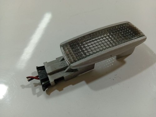3B0947113 Innenraumleuchte Leseleuchte 3B0 947 113 Volkswagen Pas DE2662928-94