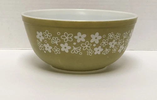 VTG PYREX 403 2 1/2 QT Spring Blossom Green Crazy Daisy Mixing Bowl Made USA