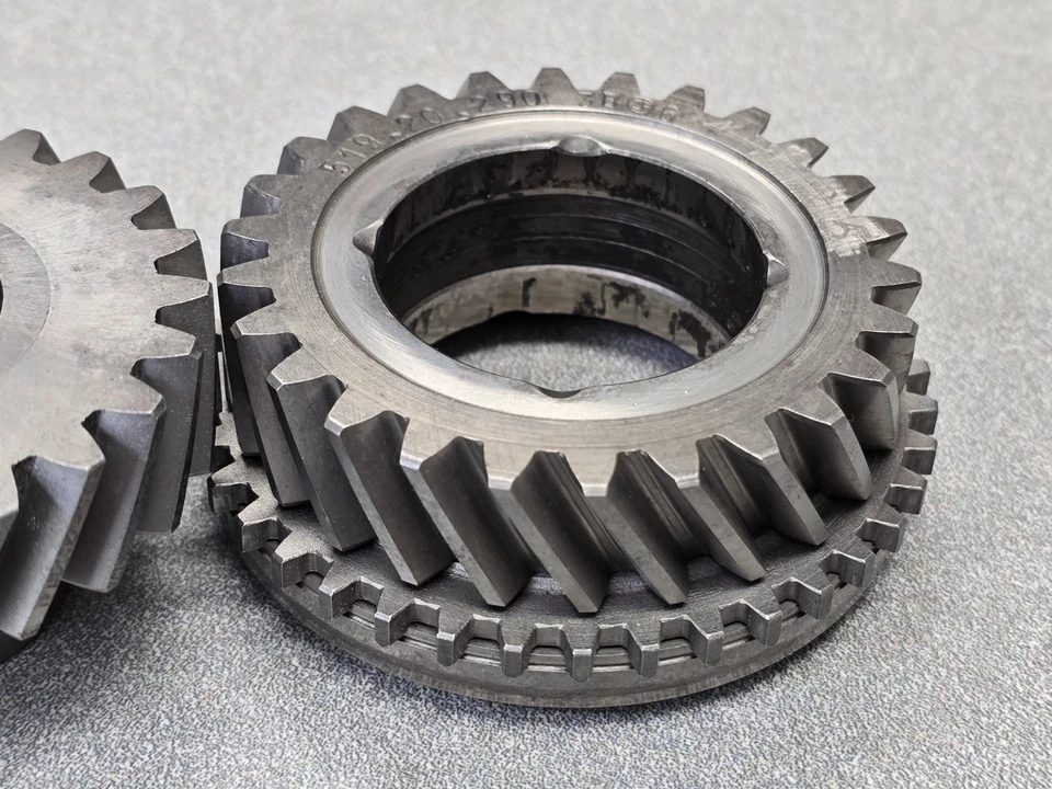 BONITO JUEGO DE ENGRANAJES ORIGINAL USADO PORSCHE 356 356A 23:26 3B 3ª VELOCIDAD 725 #37 Foto 3 de 4