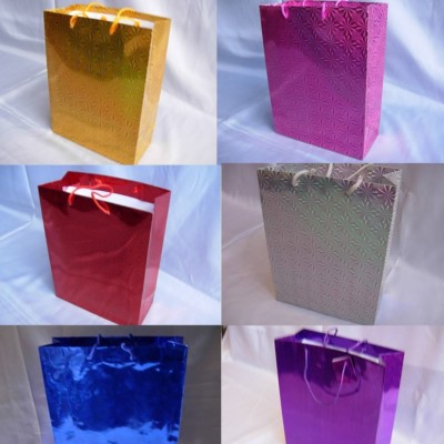 Mittlere glänzende Papiertrage Geschenktüten H 27 cm, x B 23 cm Weihnachten Hochzeit Party 