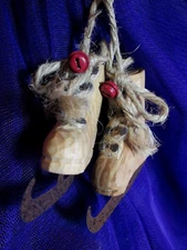 Carved Wooden Iceskates Country Rustic Primitive Rope Tied Christmas Ornament
