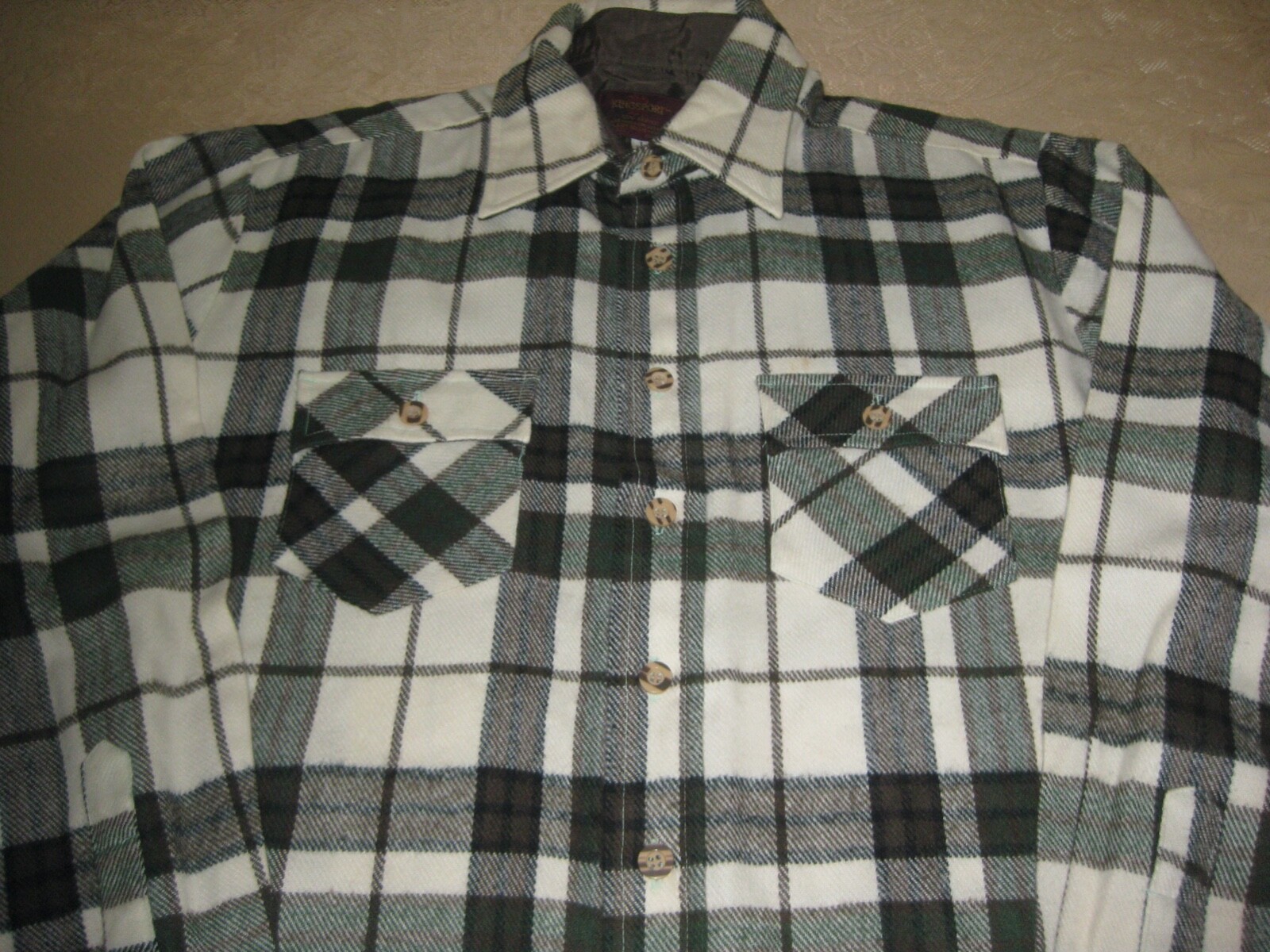 VTG MENS KINGSPORT ACRYLIC FLANNEL SHIRT SIZE LARGE NO SIGNS OF WEAR EUC