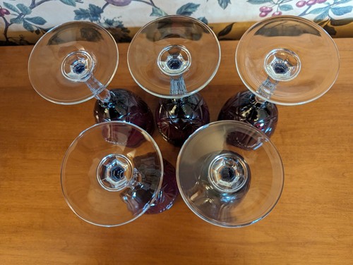 5- VINTAGE ANTIQUE RUBY RED CRISTAL D'ARQUES WATER GOBLETS 8OZ CLEAR STEM - Picture 4 of 4