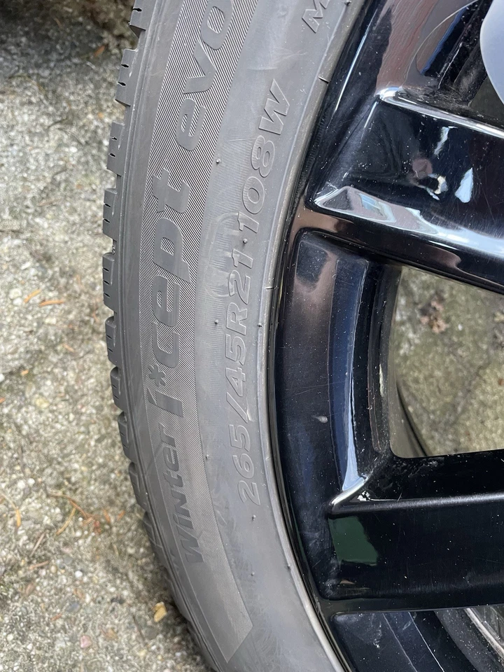 Range Rover Velar Winterreifen Satz - Bild 2 von 4