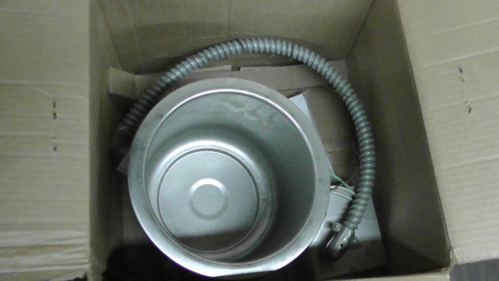 Wells Fabricate Food Warmer 5P-SS8TU, New/Open box