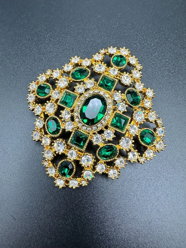 VTG Joan Rivers Gold Plated Emerald Green Clear Swarovski Crystal Large Brooch