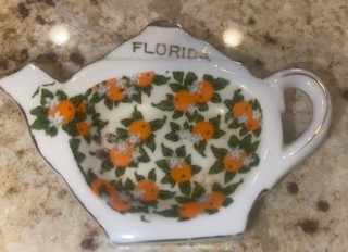 Vintage FLORIDA Souvenir Orange Teabag Holder Orange Chintz Pattern ES