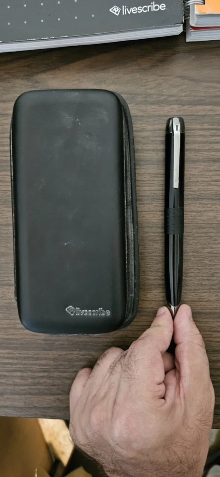 Livescribe 3 Smartpen Edición Negra FUNCIONA con 4 Cuadernos Foto 2 de 4