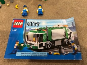 LEGO City- 4432 &ldquo;Garbage Truck&rdquo; Complete w/ Instructions-Free Shipping!