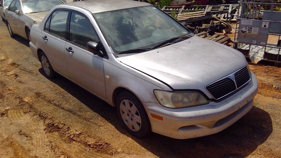 Driver Front Door Excluding Evolution Electric Fits 02-03 LANCER 252101 - Image 3 of 4