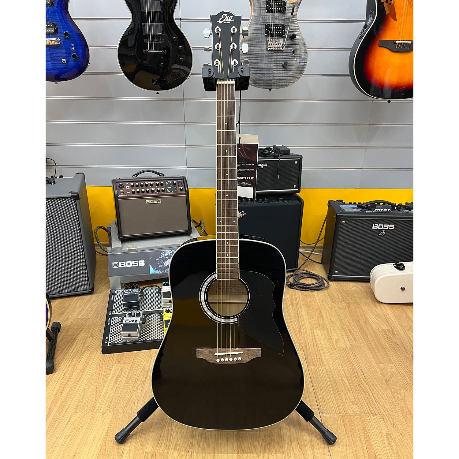 EKO Ranger 6 Black Chitarra acustica dreadnought EKO per studio e primi approcci foto 5