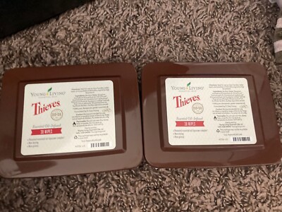 young living thieves wipes 30 count Lot Of 2 B4