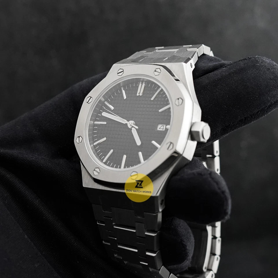 Сделанные на заказ часы 42 мм в стиле RO «Jumbo» с черным циферблатом и автоматическим механизмом NH35 - Изображение 3 из 4