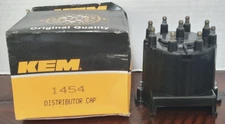 KEM MANUFACTURING  ~ #1454 DISTRIBUTOR CAP ~ NOS
