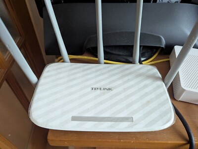 TP-LINK C60 Wireless Dual Band Router - White