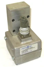 Sundstrand Sauer V7036B1036 Electrohydraulic Servo Valve New w/Warranty