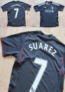 suarez liverpool jersey
