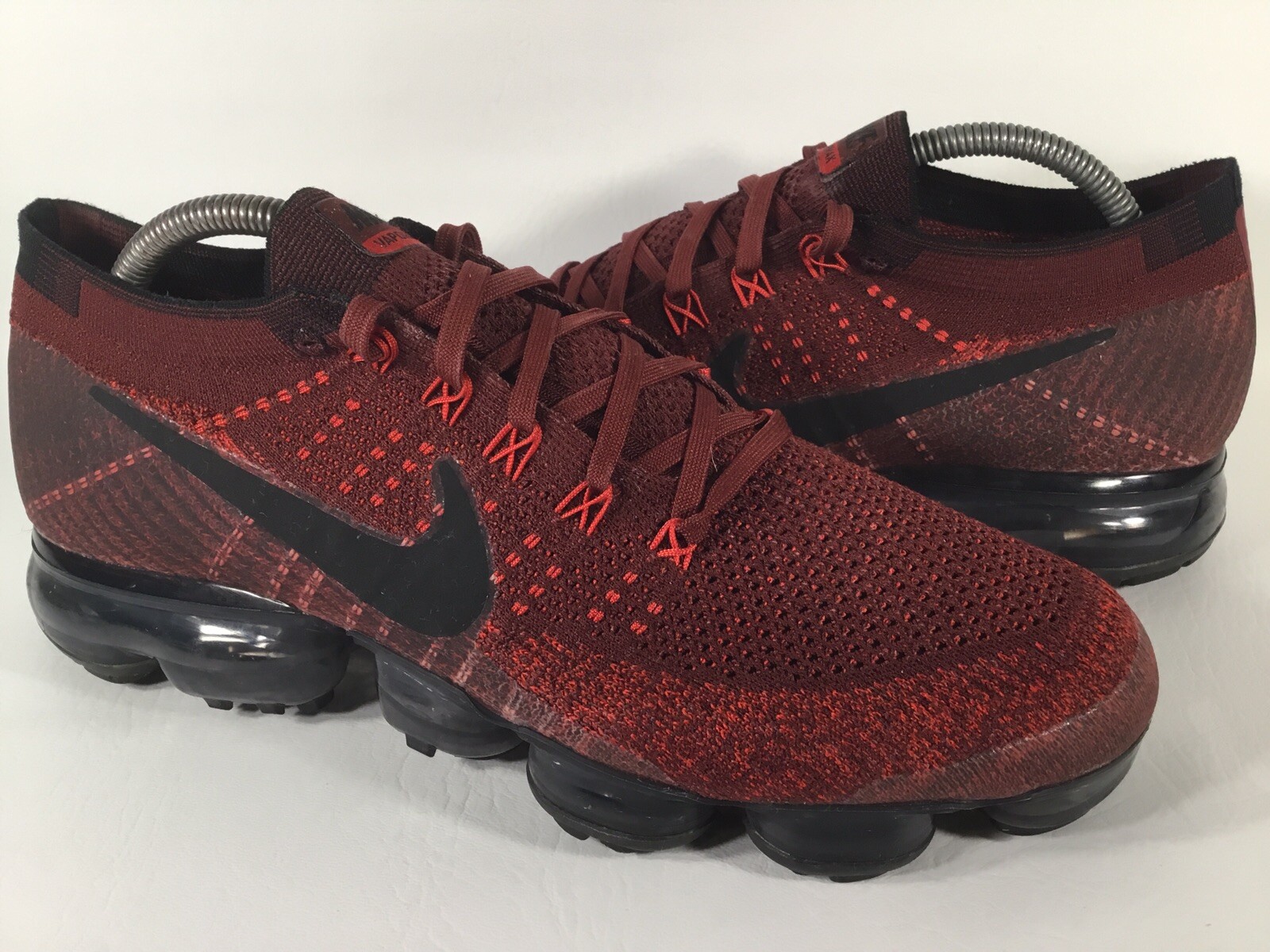 nike flyknit vapormax red